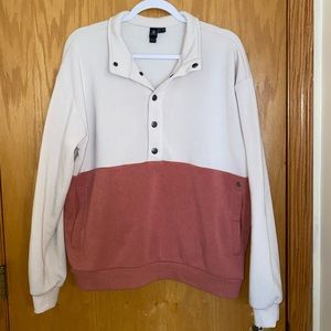 volcom half snap size large